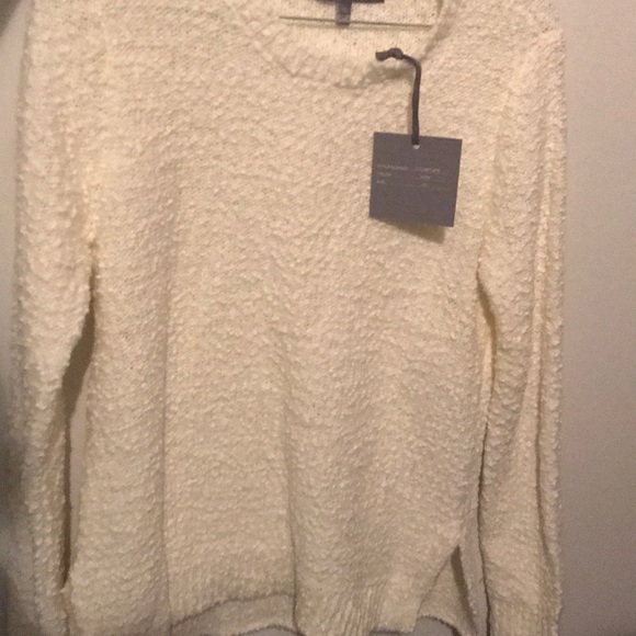 Sweater - Picture 2 of 5